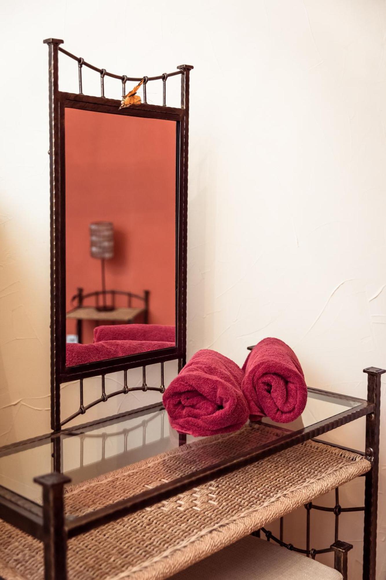 Domaine D'Alcapies Bed & Breakfast Saint-Jean-d'Alcapies Phòng bức ảnh