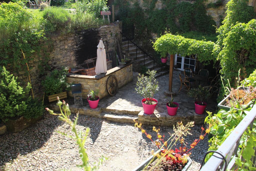 Domaine D'Alcapies Bed & Breakfast Saint-Jean-d'Alcapies Ngoại thất bức ảnh