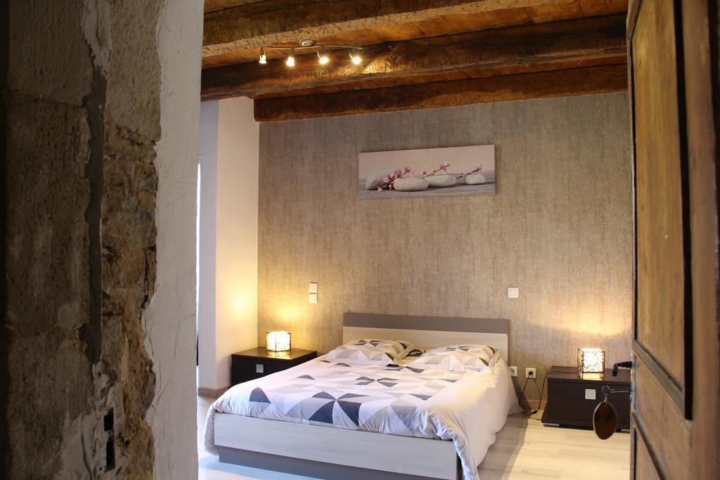 Domaine D'Alcapies Bed & Breakfast Saint-Jean-d'Alcapies Ngoại thất bức ảnh